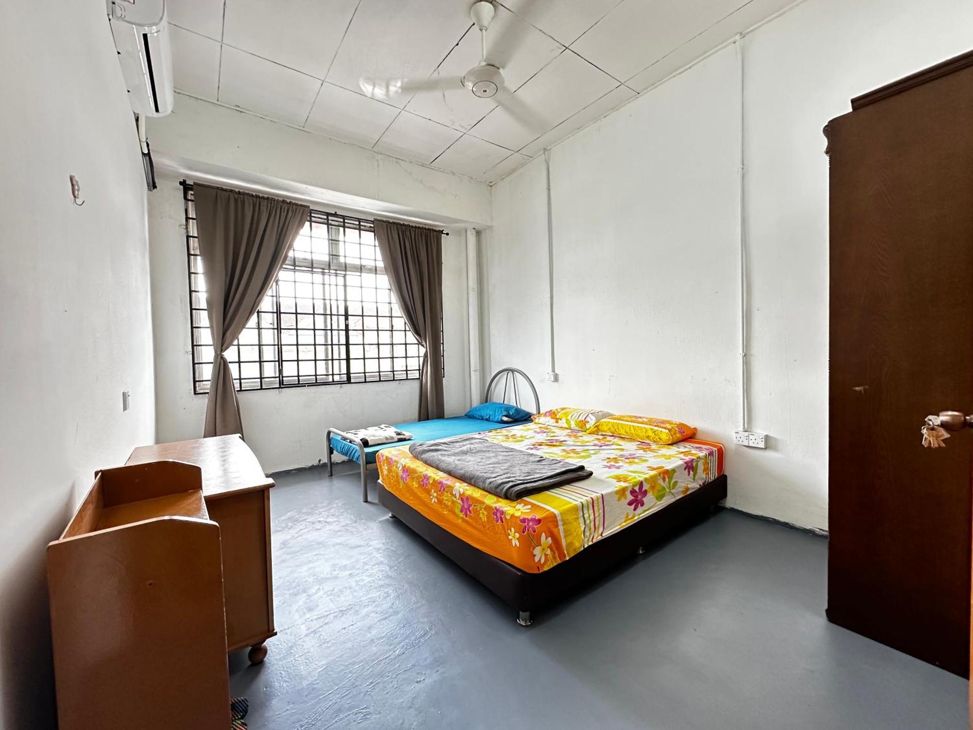 Jiaxin Dormitory - Puteri Wangsa 家馨旅舍 Ulu Tiram Kültér fotó