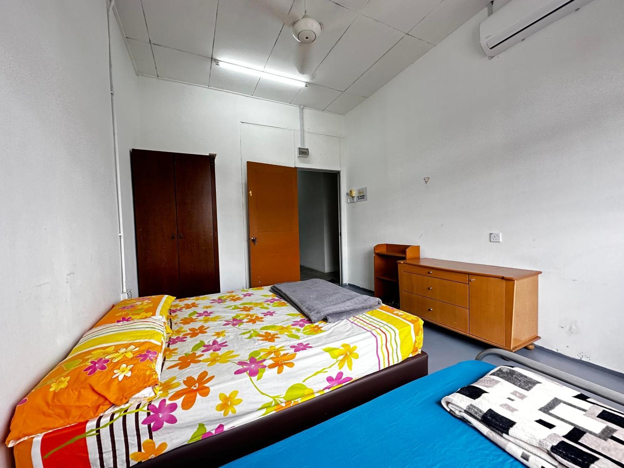 Jiaxin Dormitory - Puteri Wangsa 家馨旅舍 Ulu Tiram Kültér fotó