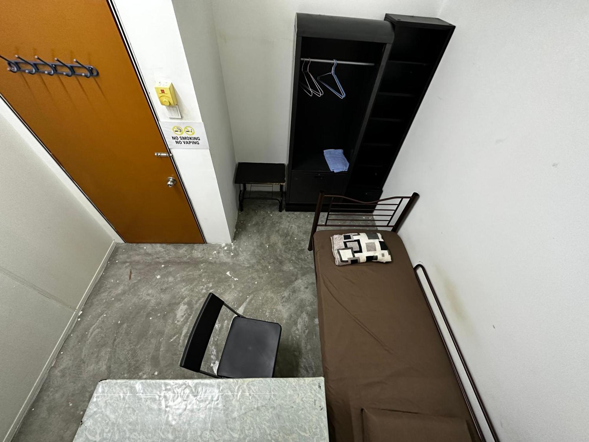 Jiaxin Dormitory - Puteri Wangsa 家馨旅舍 Ulu Tiram Kültér fotó