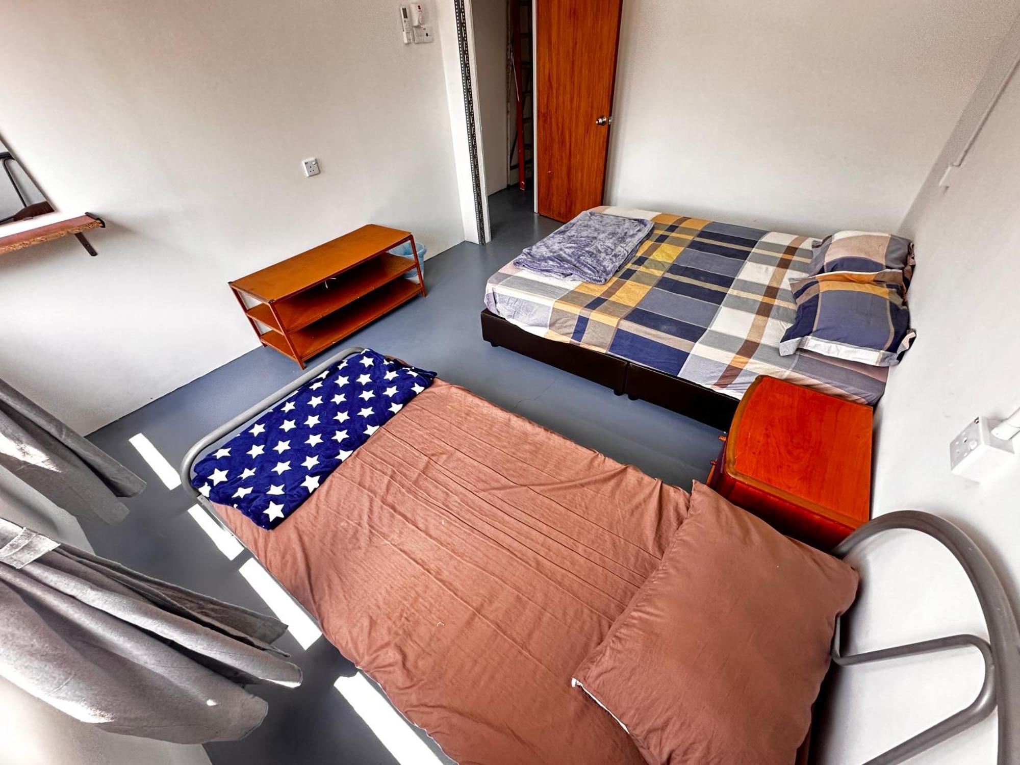 Jiaxin Dormitory - Puteri Wangsa 家馨旅舍 Ulu Tiram Kültér fotó